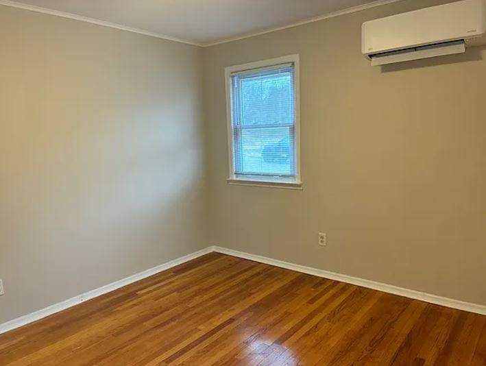 Building Photo - 101 W Oakland Ave