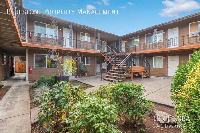 Building Photo - 1041 Liberty St SE