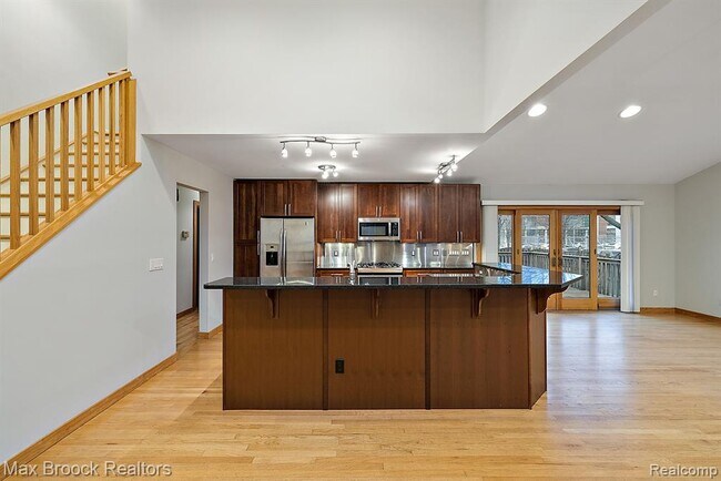 Building Photo - 810 Chestnut St