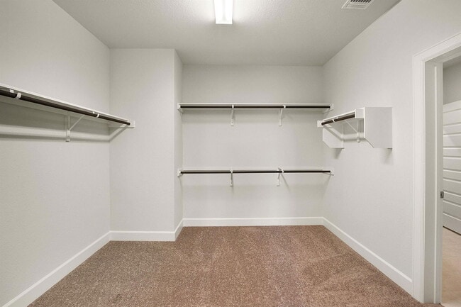 Building Photo - 8417 Yokohama Terrace