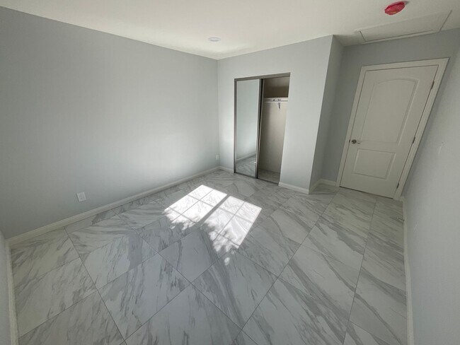 Building Photo - 13921 Downey Ave