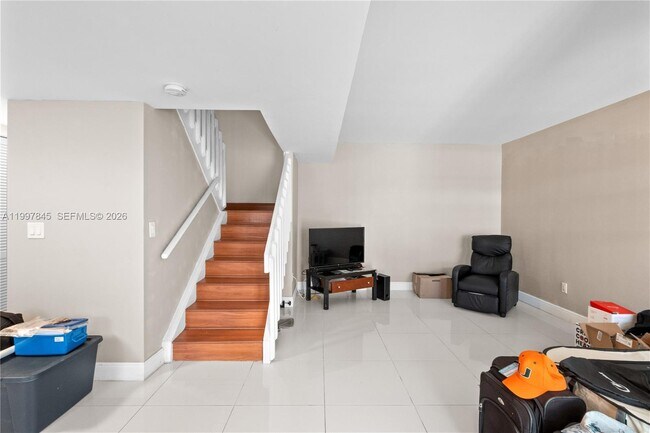 Building Photo - 6211 SW 138th Ct