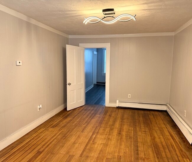 Building Photo - 89 Spruce St