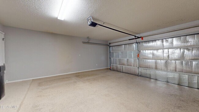 Building Photo - 13648 Samlesbury Ave