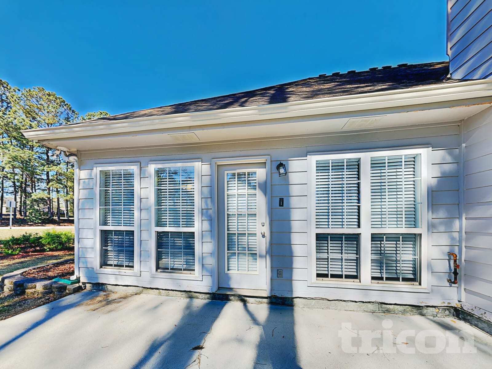 Building Photo - 8018 Christian Ct