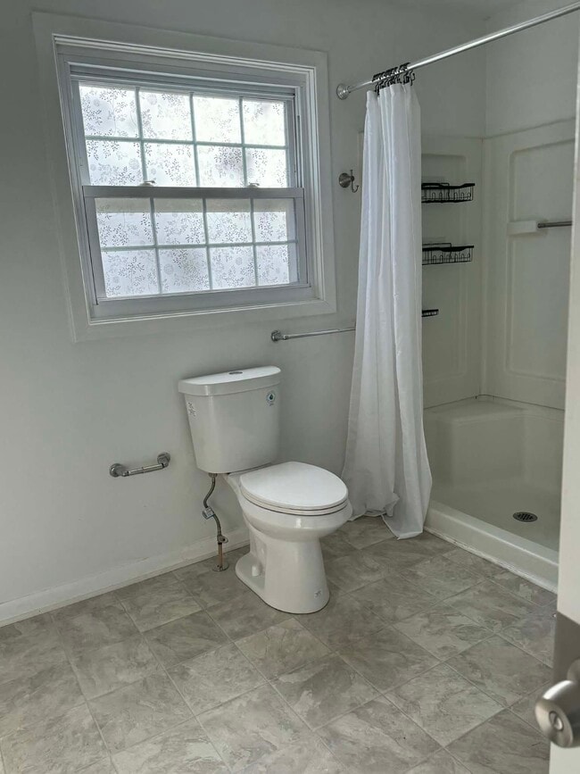 Building Photo - 4204 Tremont St