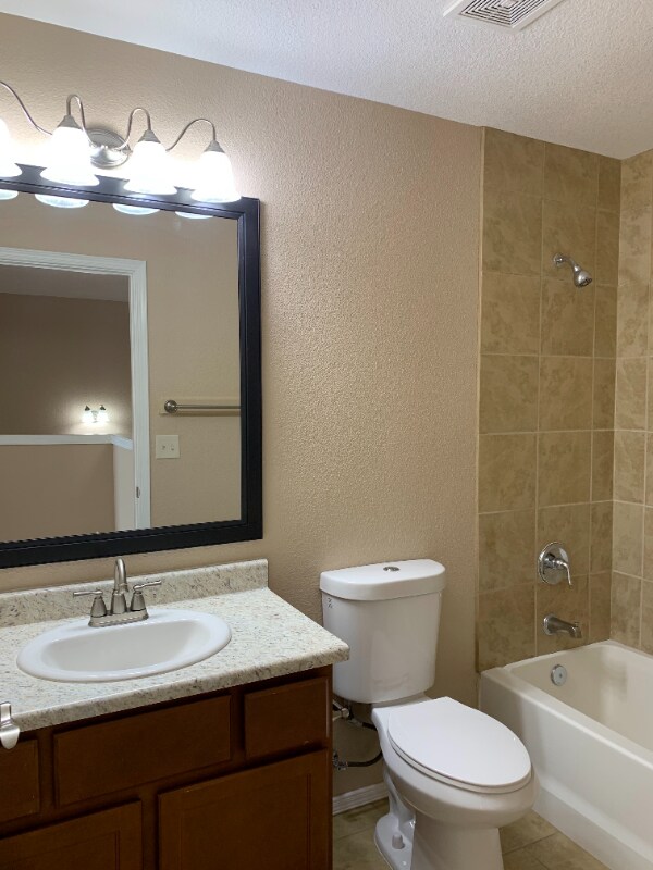 Building Photo - 6345 Reynolds Dr