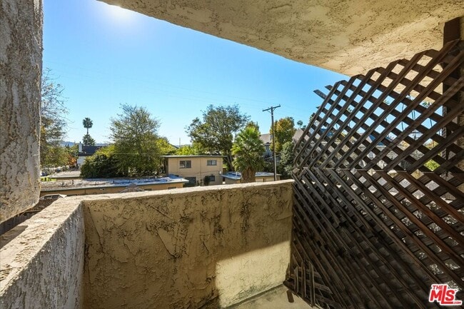 Building Photo - 5307 Wilkinson Ave