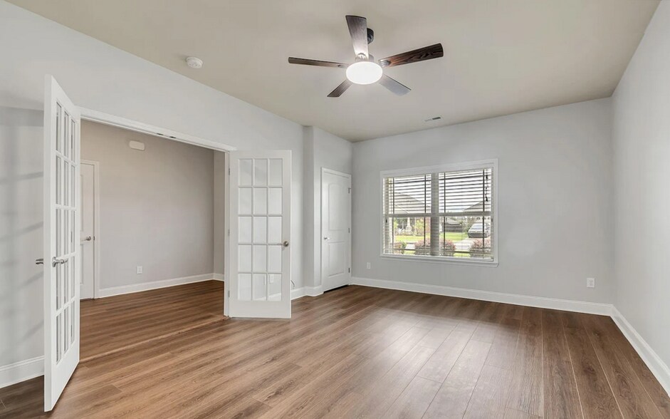 Building Photo - 24580 Silent Spring Dr