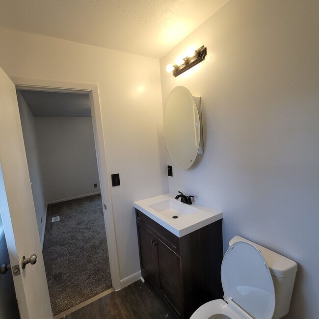 Building Photo - 5349 Silver Pine Dr