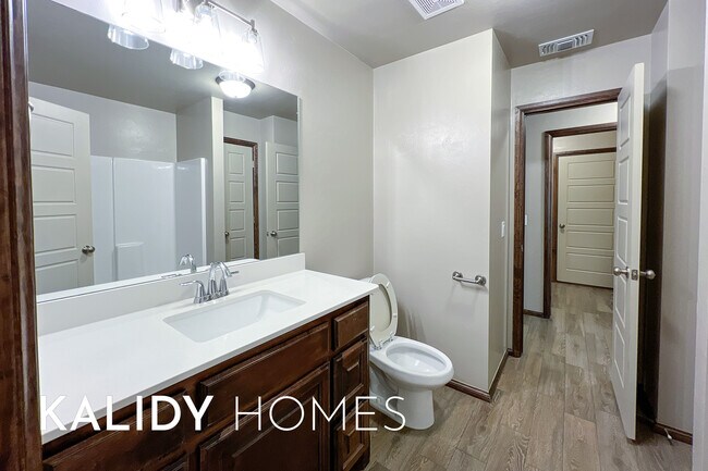 Building Photo - 12933 NW 3rd Terrace