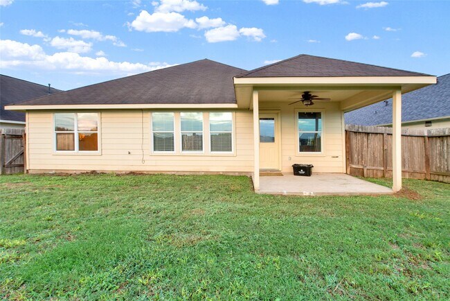 Building Photo - 2830 Sage Bluff Ave