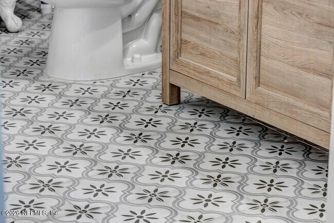 Building Photo - 23 Mulberry St