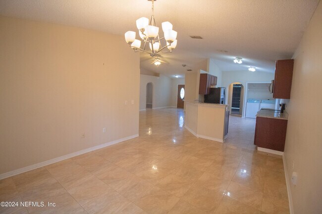 Building Photo - 2675 Lantana Lakes Dr E