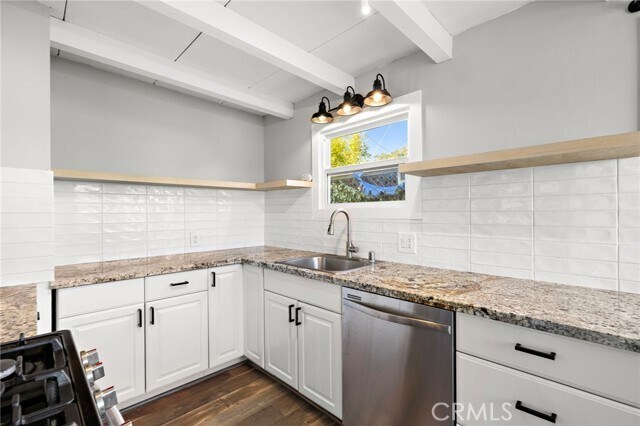 Building Photo - 226 Chiquita