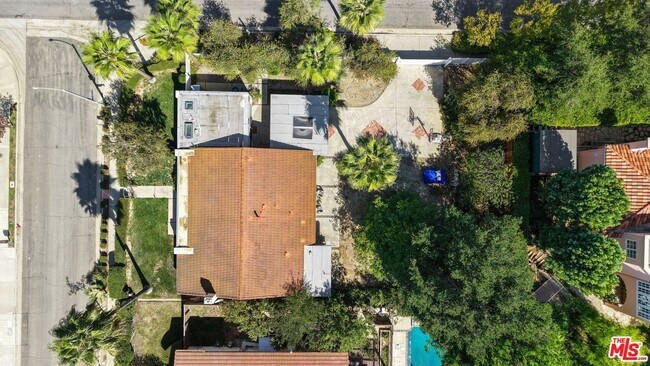 Building Photo - 3194 Rossini Pl