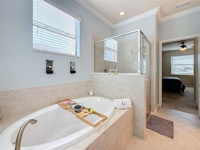 Building Photo - 6467 Willowshire Way