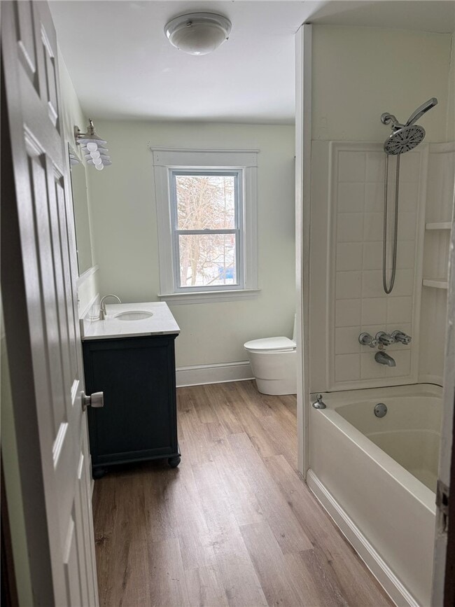 Building Photo - 414 Walnut St