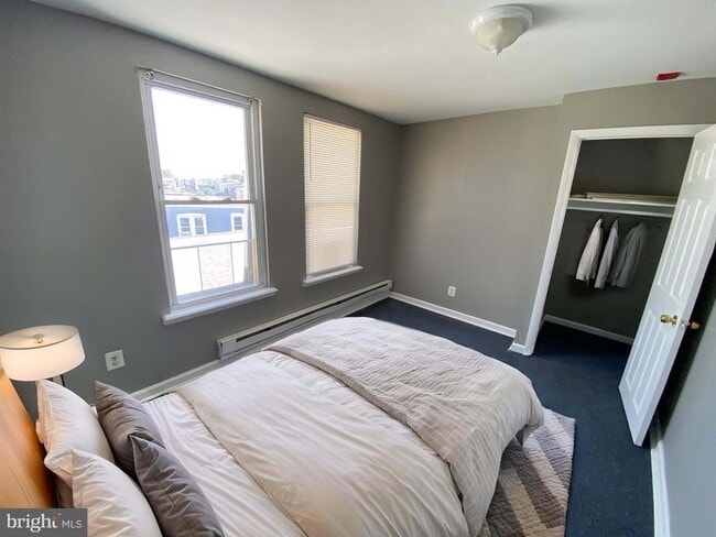 Building Photo - 408 E Roosevelt Blvd