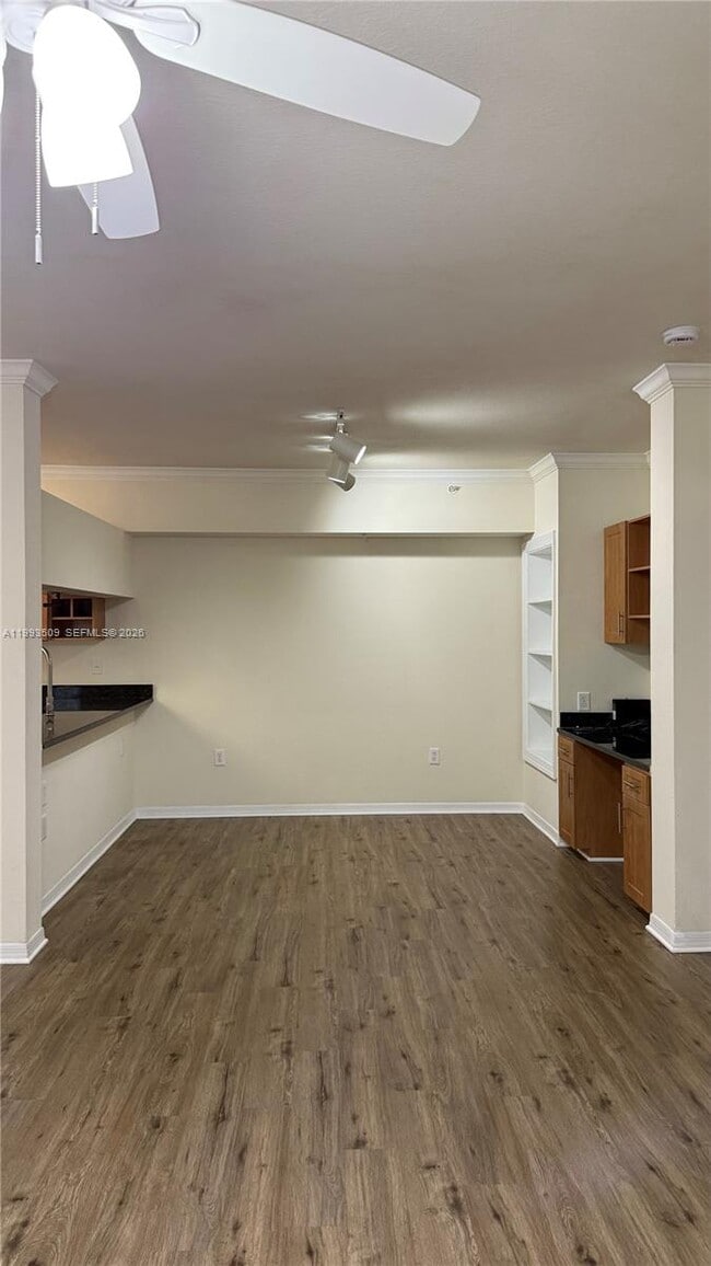 Building Photo - 6458 Emerald Dunes Dr