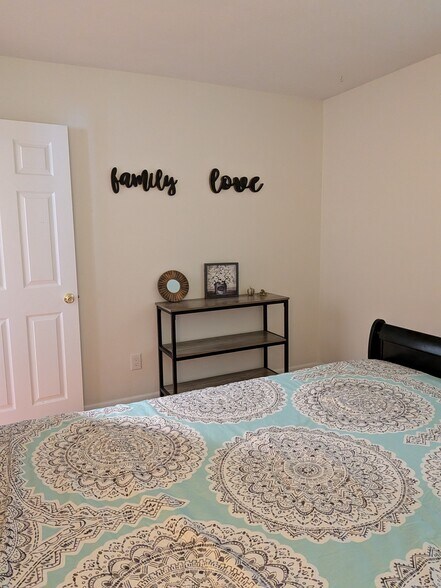 Guest Room - 7300 Park Rd