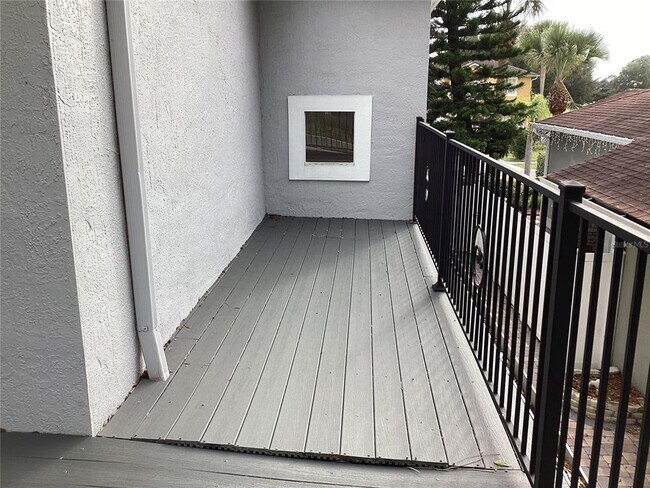 Building Photo - 3291 Brewster Dr