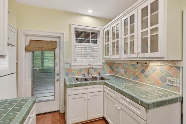 Building Photo - Find Your Home in Cayce
