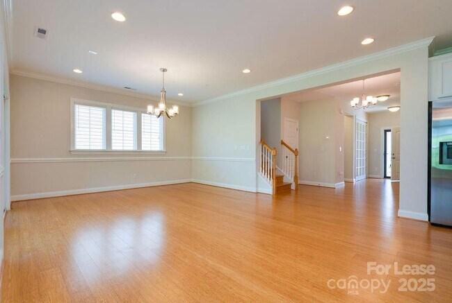 Building Photo - 6607 Wildbrook Dr