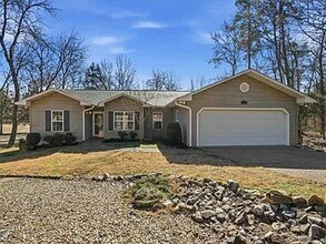 Building Photo - 12 Pintuerero Way