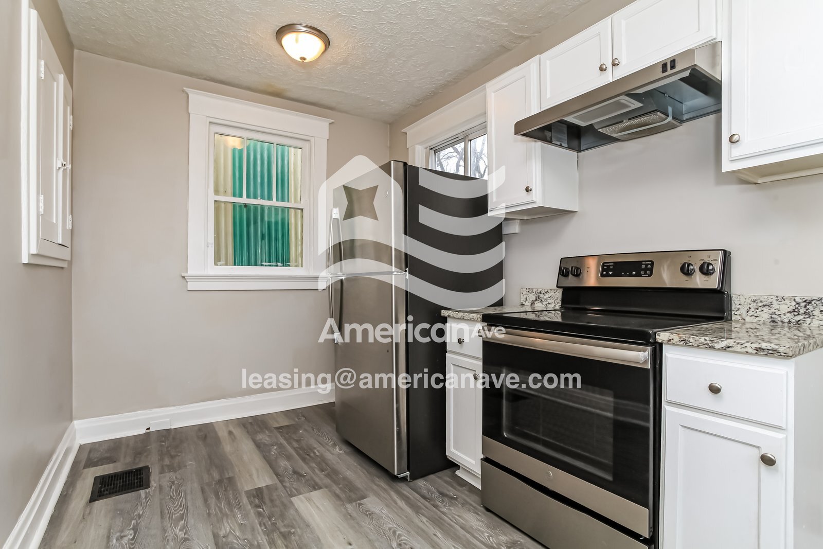 Building Photo - 635 Watkins St