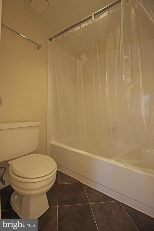 Building Photo - 5117 Bellemeade Ln