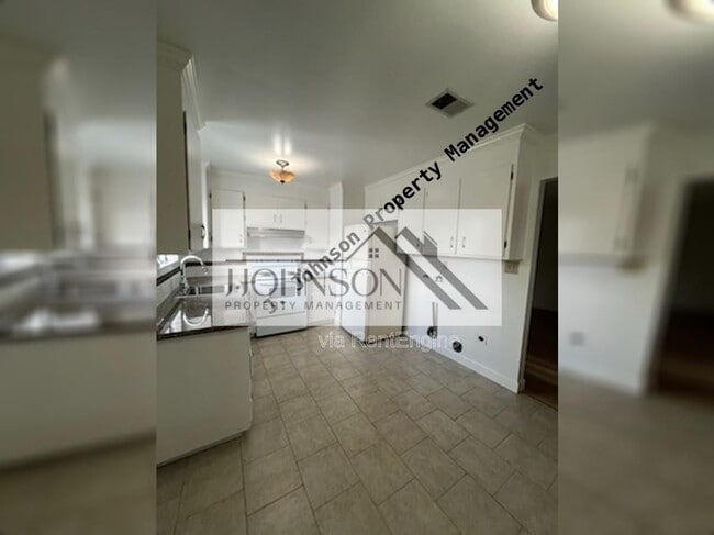 Building Photo - 1625 Cavallo Rd