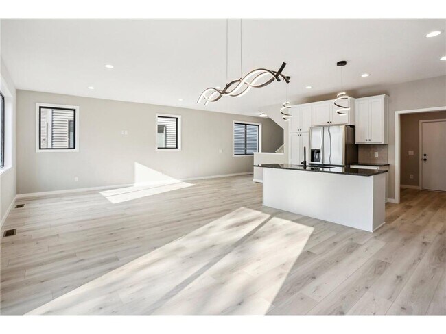 Building Photo - 4093 Isaac Ct