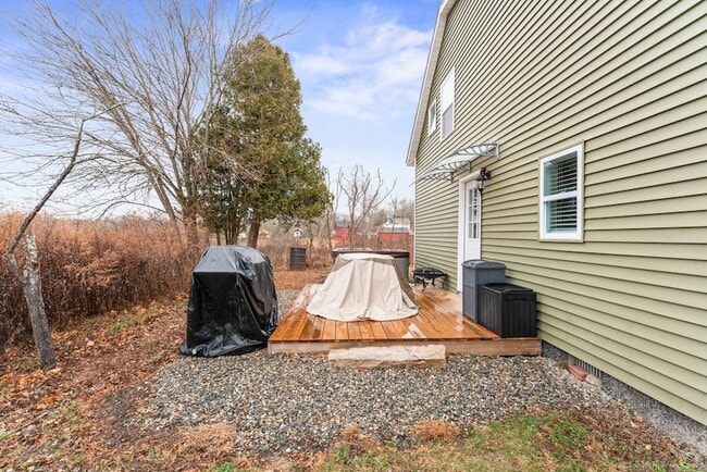 Building Photo - 1045 Colonel Ledyard Hwy