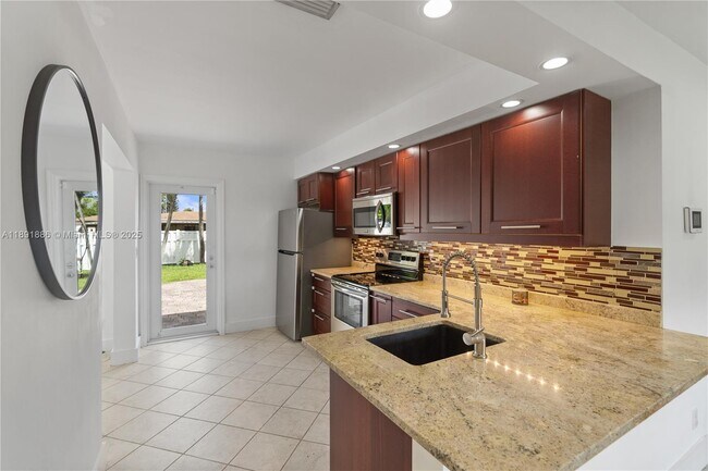 Building Photo - 301 NW 53rd Ct