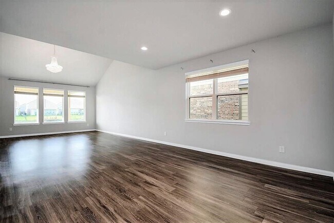 Building Photo - 24814 Puccini Pl