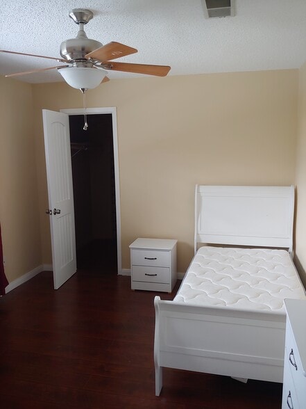 Room can come furnished or unfurnished at no additional cost. - 250 Highland Terrace Dr