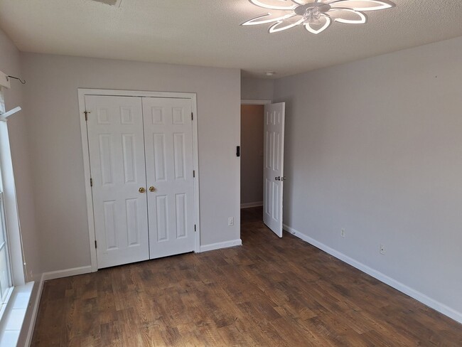 Building Photo - Wonderful Four Bedroom Home Located in Nor...