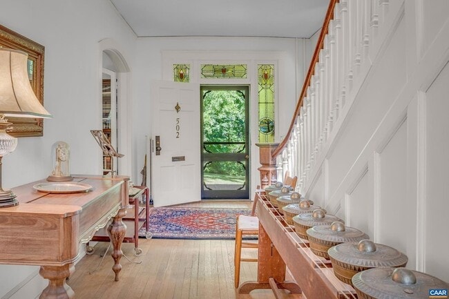 Building Photo - 502 Park Hill