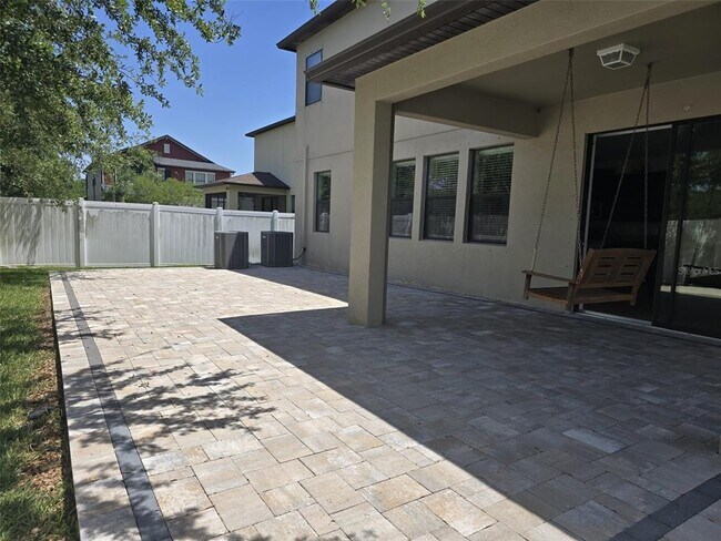 Building Photo - 4335 Mount Bandon Dr