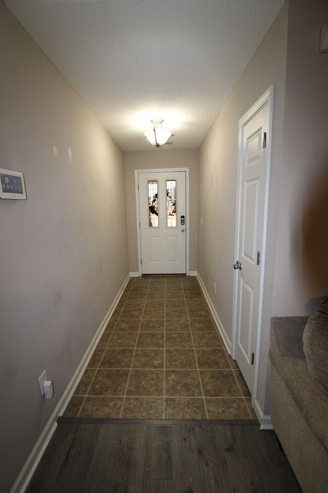 Building Photo - 1835 Lirope Way