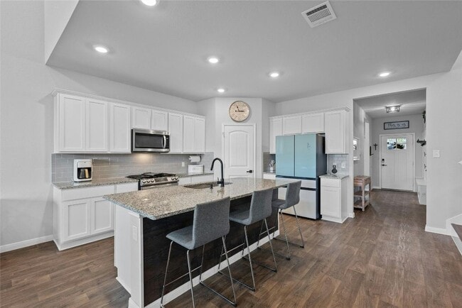 Building Photo - 314 Apache Plum Dr