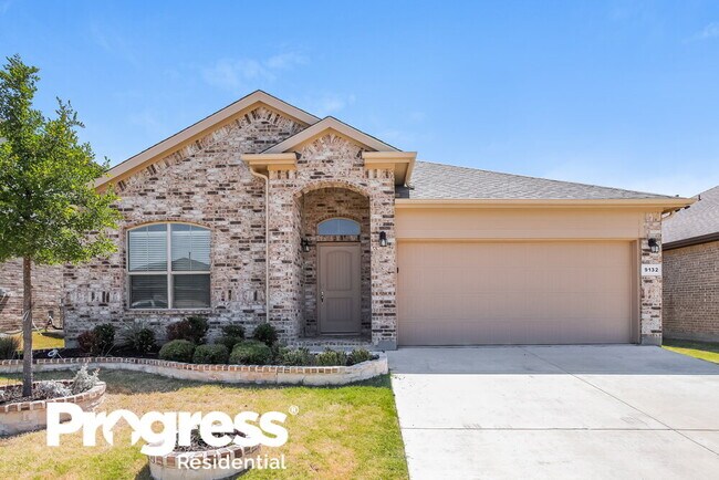 Primary Photo - 9132 Golden Hollow Ln