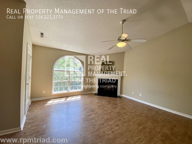 Building Photo - *Move In Special* Deacon Ridge Gated Commu...