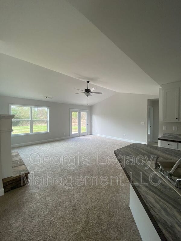 Building Photo - 2775 Dawkins Rd