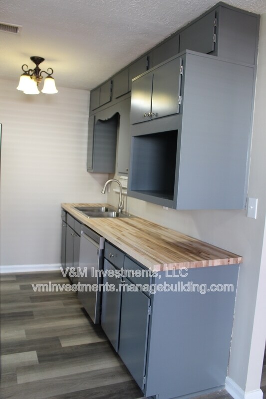 Building Photo - 3837 Wem Dr