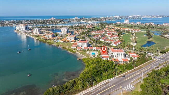 Building Photo - 6365 Bahia Del Mar Blvd S