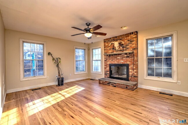 Building Photo - 1364 Kettletown Rd