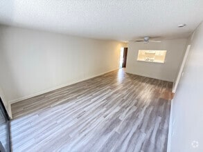 Building Photo - 15020 Burbank Blvd