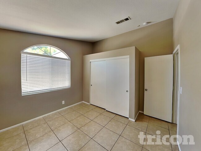 Building Photo - 3688 Copper Cactus Dr